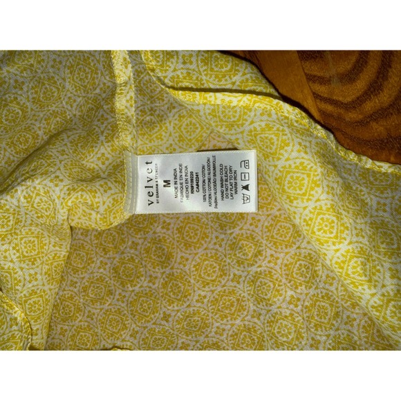 Velvet by Graham & Spencer Yellow Medallion Print Cotton Button Down Shirt M - Picture 8 of 9